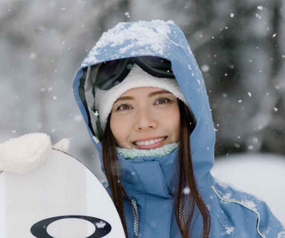 松本遥奈（写真）