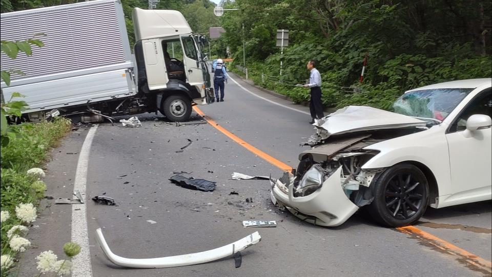 事故現場（１日午前　北海道小樽市）