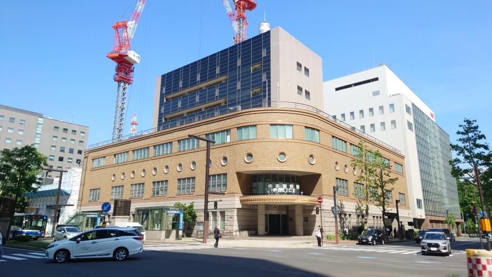 傷害容疑で21歳の男を逮捕した札幌中央警察署