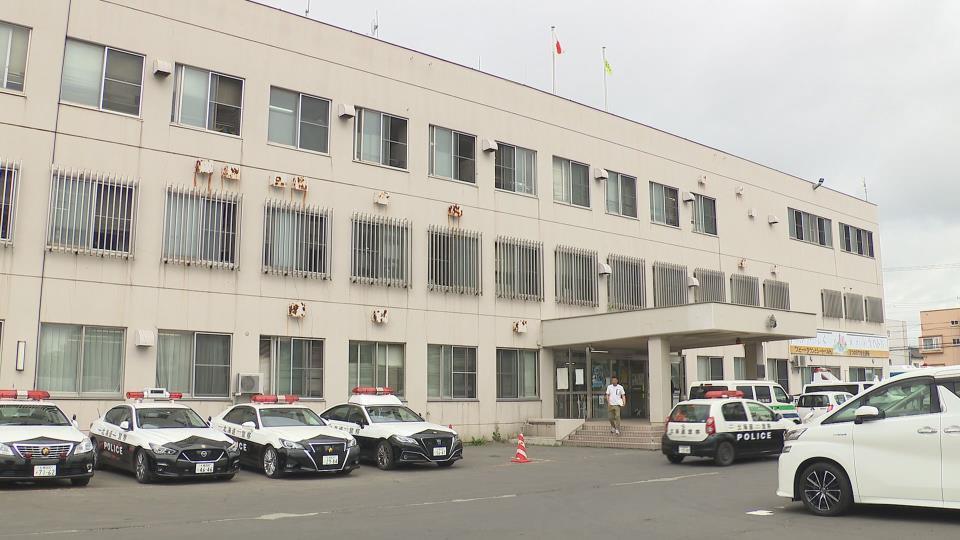 銃刀法違反容疑で自称57歳の男を逮捕した札幌北警察署