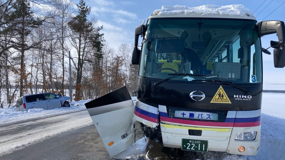 事故のあった現場（18日午前　北海道帯広市）