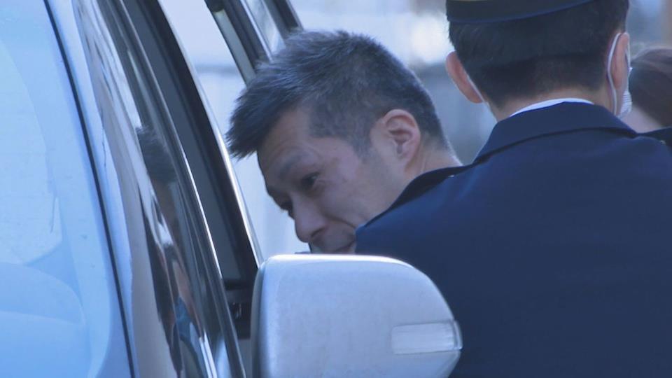 身柄を検察庁に送られる多田正則容疑者52歳（16日午前・札幌豊平警察署）