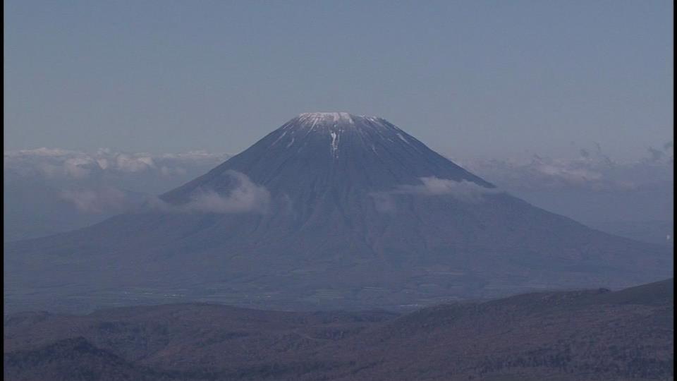 男性が歩行困難となった羊蹄山