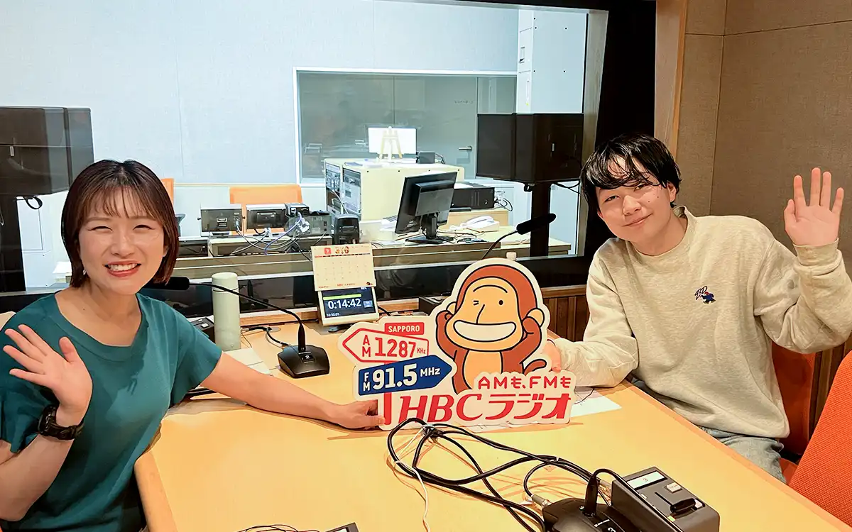 本保瑤二郎さんインタビューの様子（写真）